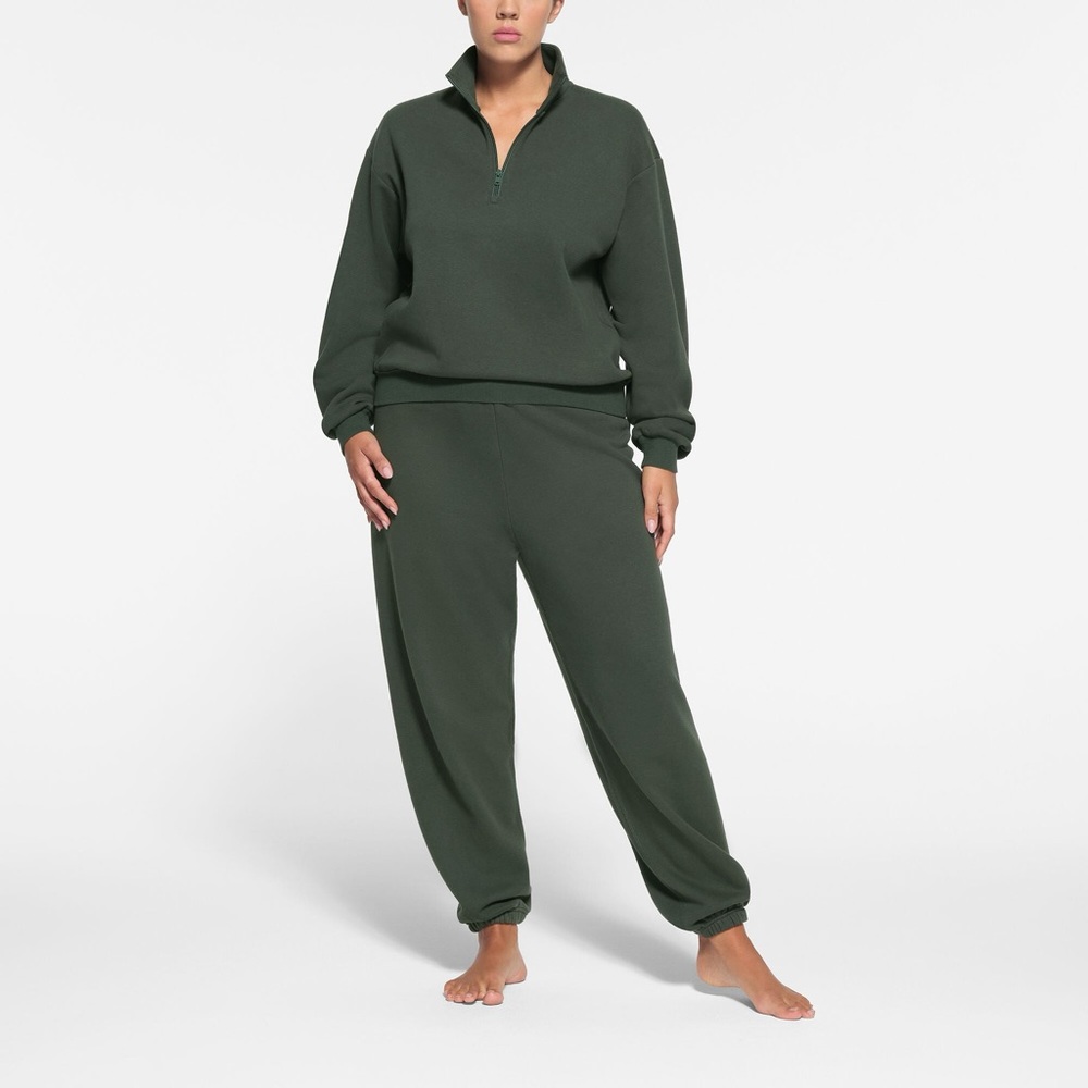 Skims Classic Quarter Zip Pullover